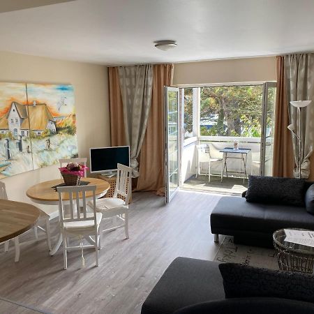 Art-Hues Apartment Вестерланд Екстериор снимка