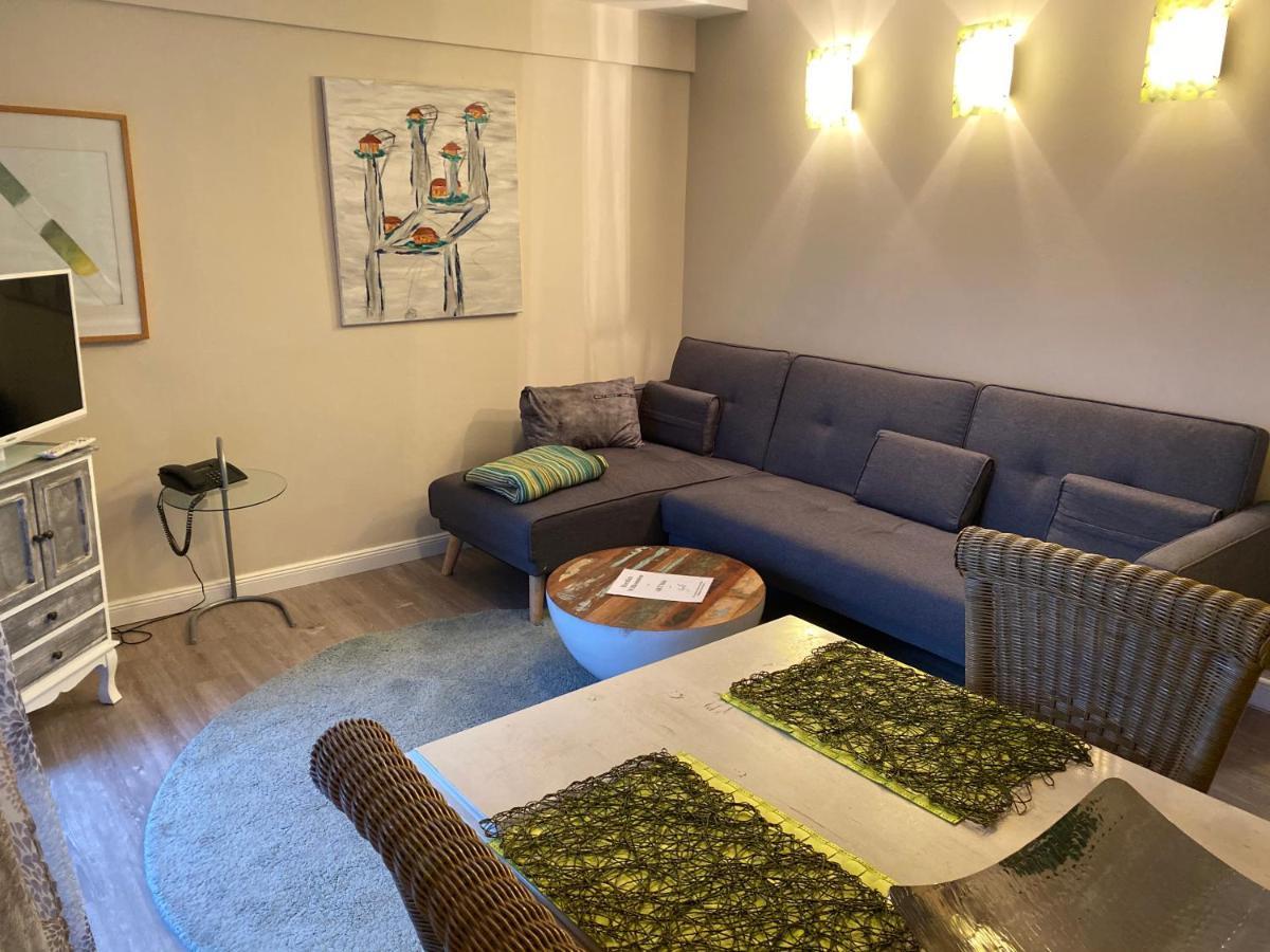Art-Hues Apartment Вестерланд Екстериор снимка