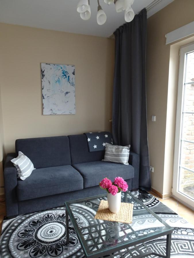 Art-Hues Apartment Вестерланд Екстериор снимка